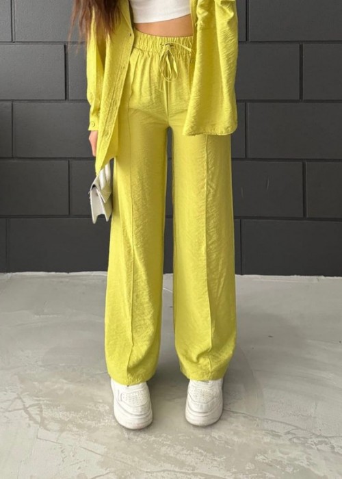 166028 YELLOW TROUSERS