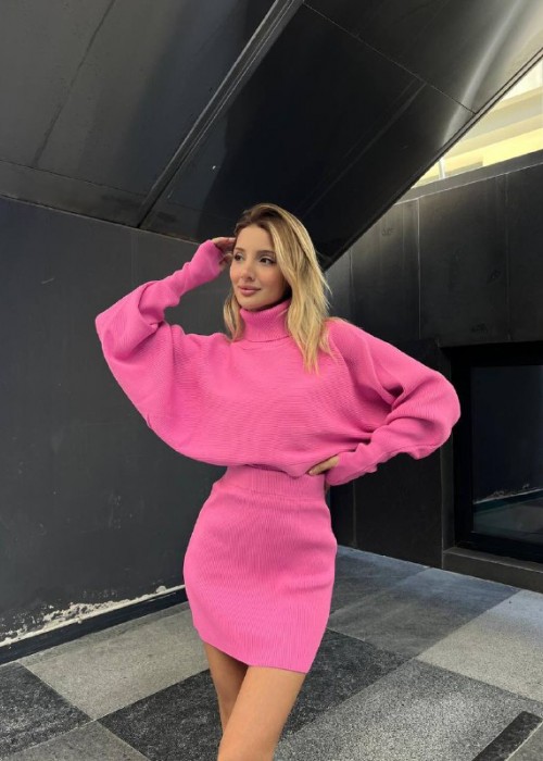 195417 PEMBE TAKIM TRİKO