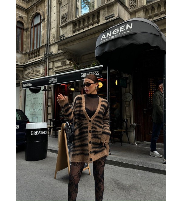 196746 DESENLİ HIRKA TRİKO DESENLİ