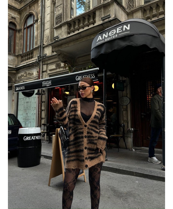 196746 DESENLİ HIRKA TRİKO