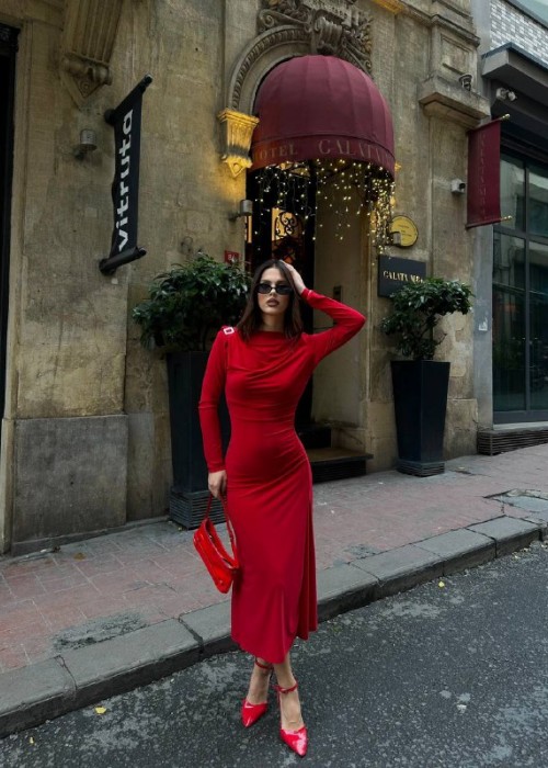 199778 ROT KLEID