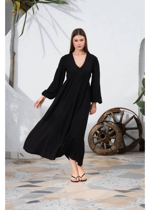 202206 SCHWARZ KLEID