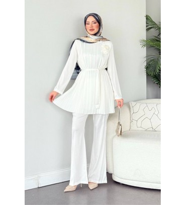 202697 BEYAZ TAKIM S...