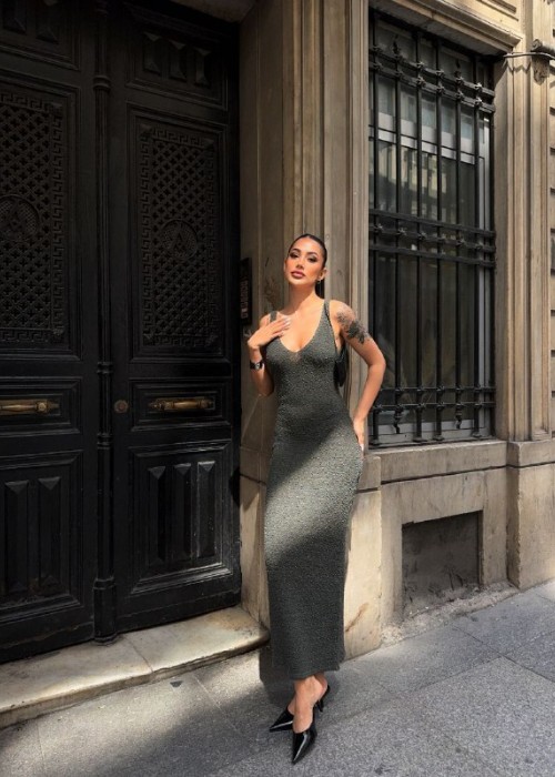 203073 FARBIG KLEID STRICKWAREN