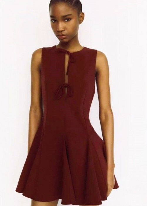 204942 BORDO KLEID