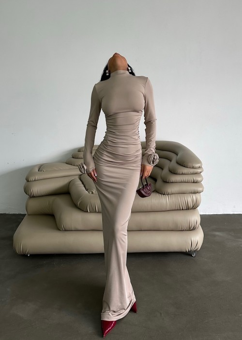 204982 NERZ KLEID