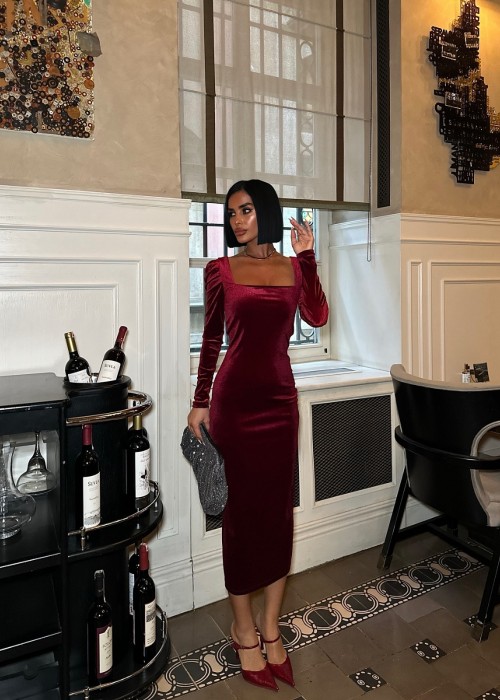 204992 BORDO KLEID