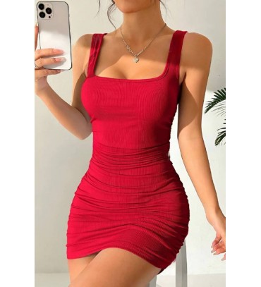 206209 KIRMIZI ELBİS...