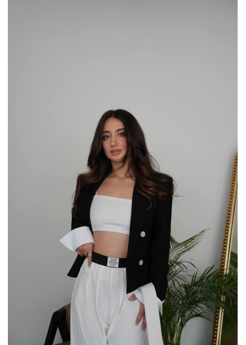 209100 BLACK JACKET CROP
