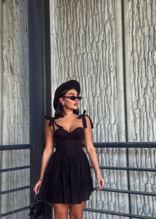 209119 BLACK DRESS Brode fabric