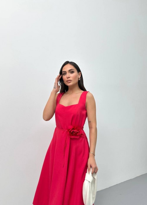 209320 ROT KLEID
