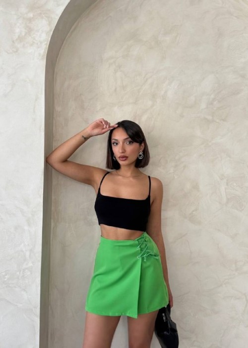209838 GREEN SKIRT SHORTS