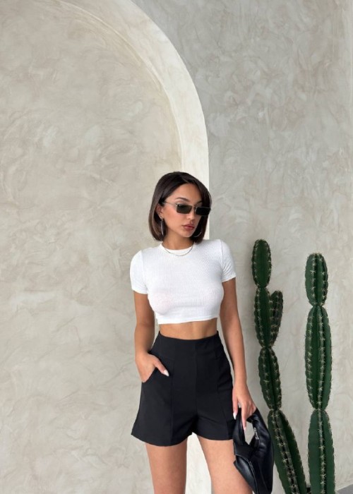 209844 BLACK SKIRT SHORTS