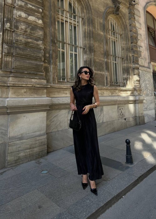 210108 BLACK DRESS