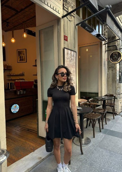 210122 BLACK DRESS
