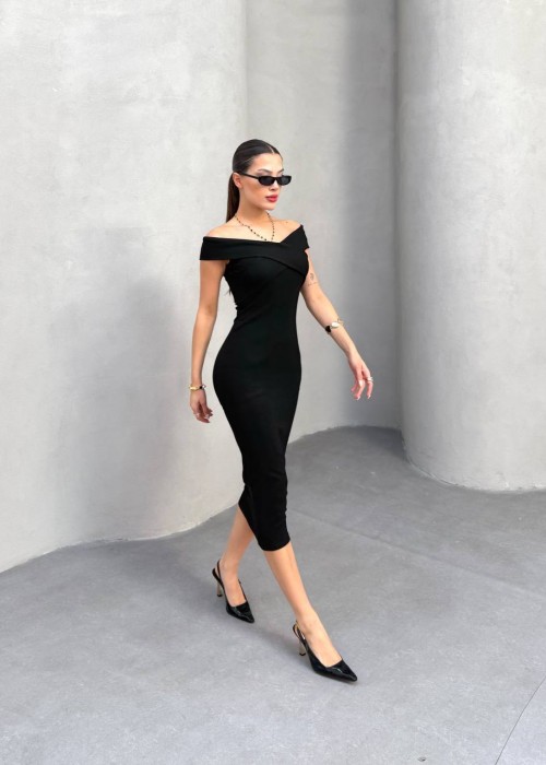 210175 BLACK DRESS