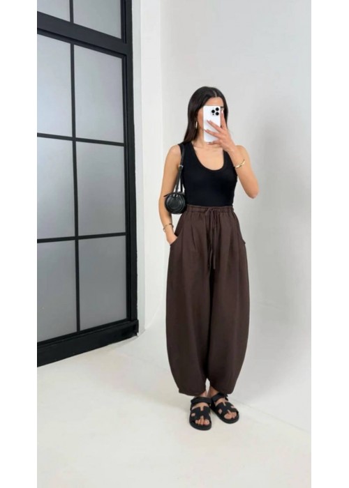 210219 COFFEE TROUSERS