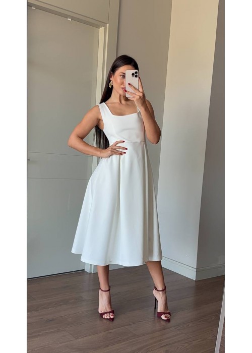 210418 BEYAZ ELBİSE