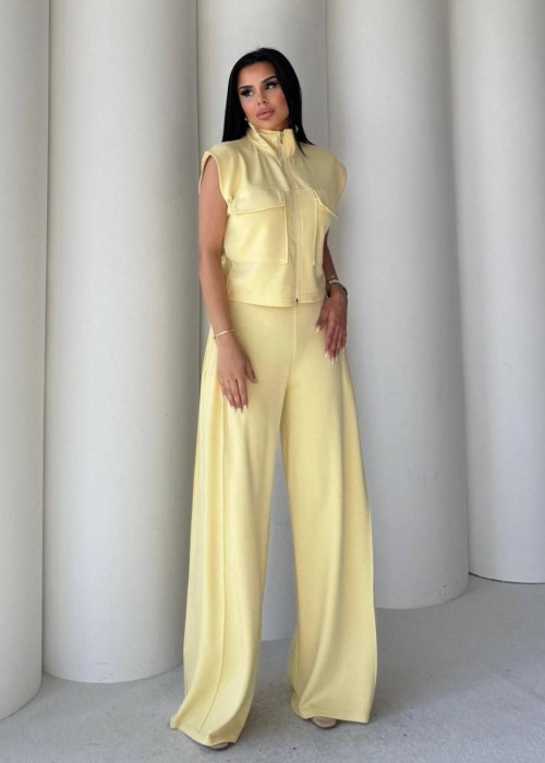212178 YELLOW SUİT