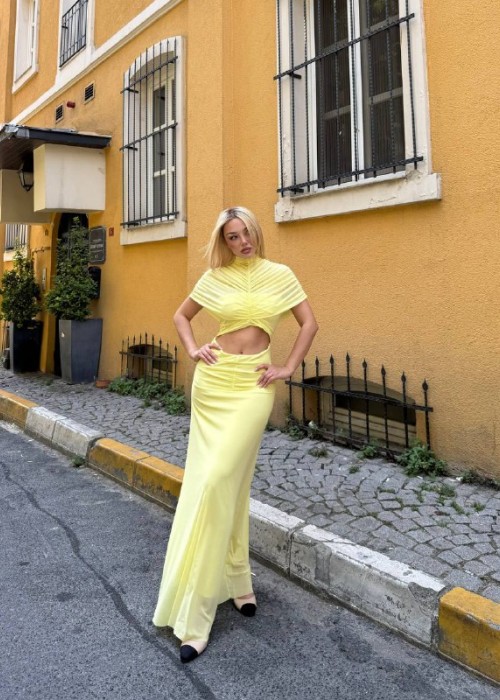212221 YELLOW DRESS