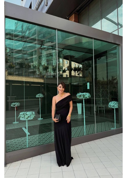 212628 BLACK DRESS