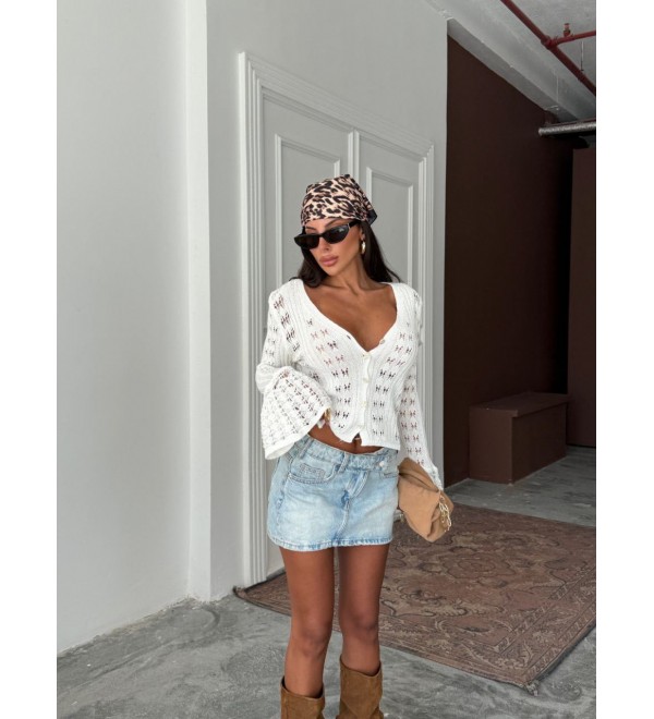 212700 BEYAZ HIRKA TRİKO