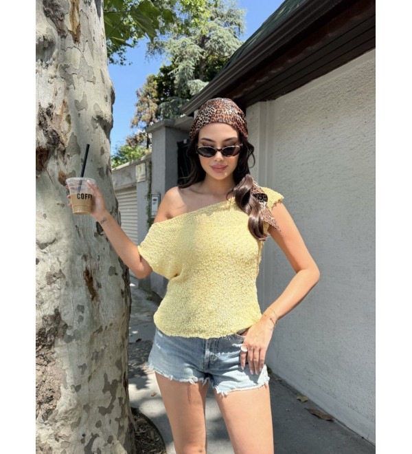 214314 YELLOW BLOUSE KNITWEAR