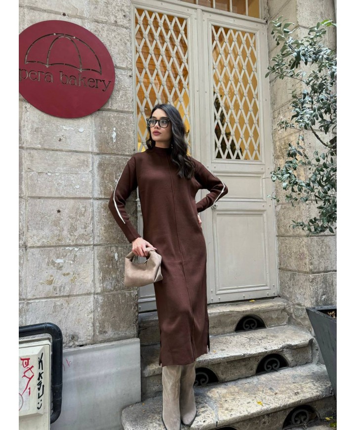 214350 KAHVE ELBİSE TRİKO