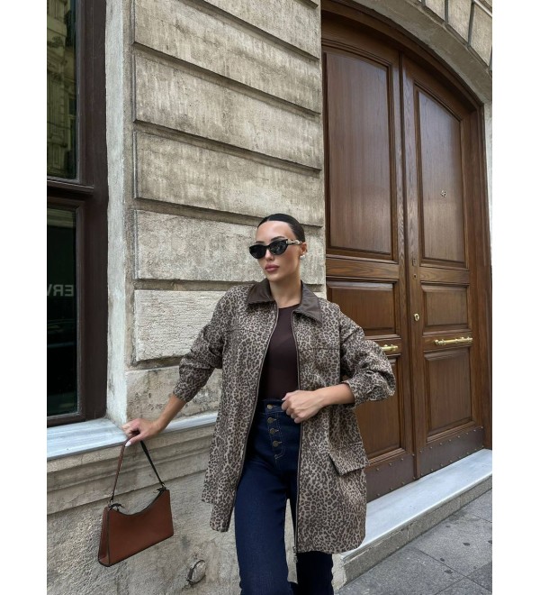 215203 LEOPARD Mont-Caban 