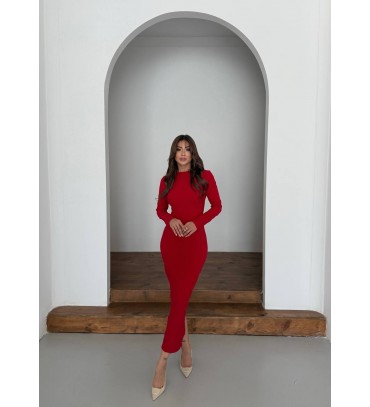 215472 KIRMIZI ELBİS...