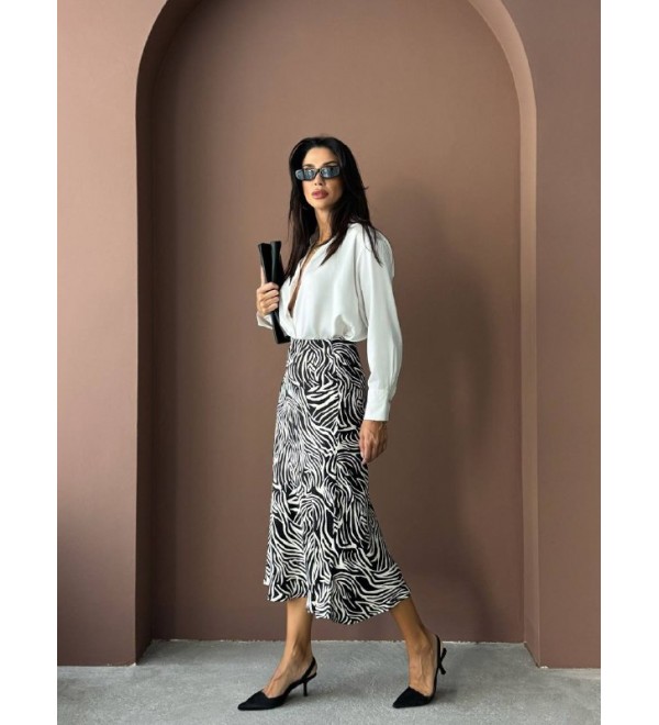 215515 Patterned SKIRT