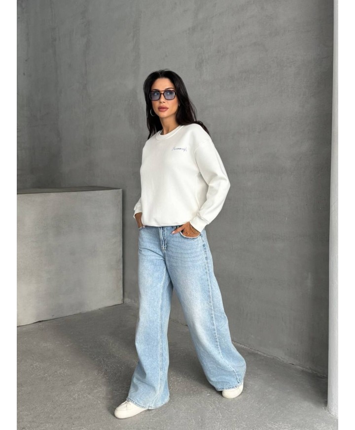 215519 BEYAZ SWEAT BASKILI