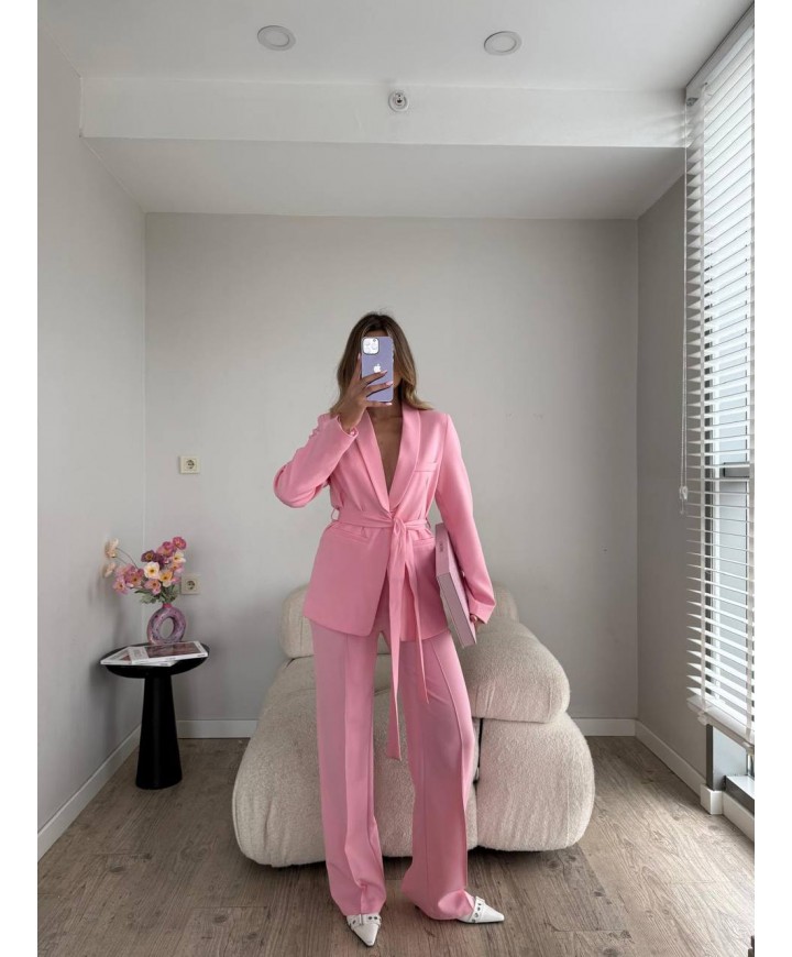 215580 PEMBE TAKIM