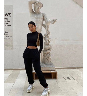 215741 SİYAH EŞOFMAN...