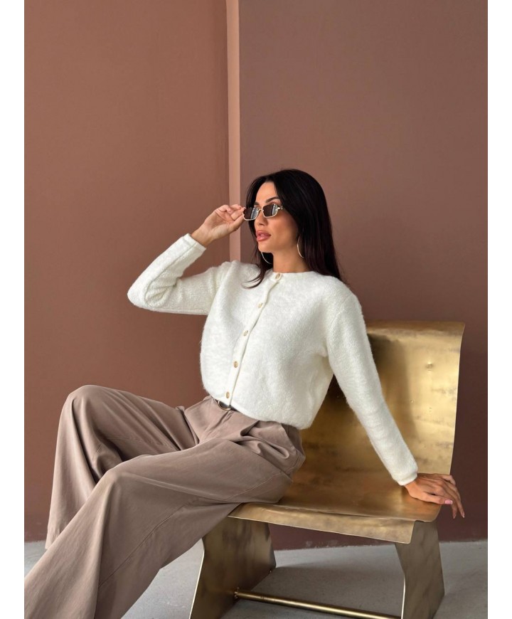 215970 BEYAZ HIRKA TRİKO