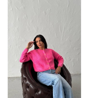 215973 PEMBE HIRKA T...