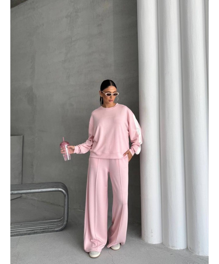215977 PEMBE EŞOFMAN TAKIM MODAL
