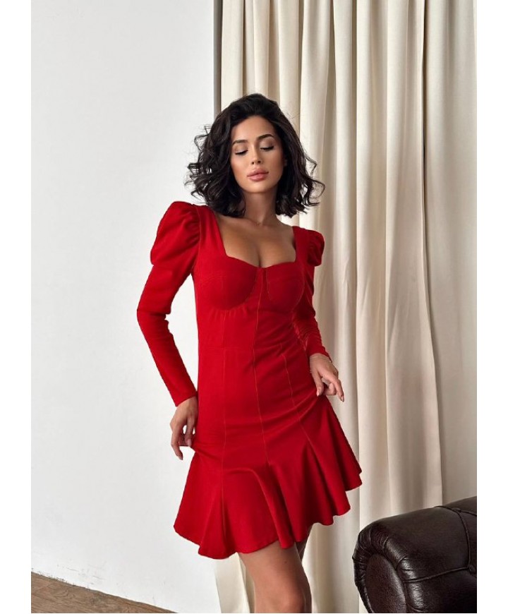 216394 KIRMIZI ELBİSE