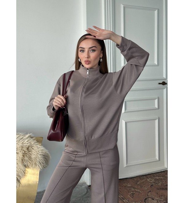 216718 RENKLİ TAKIM