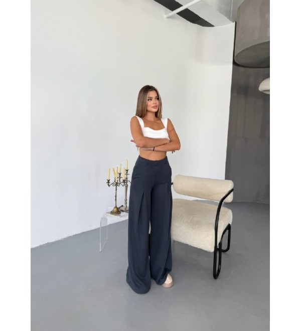 216725 COLOURFUL TROUSERS