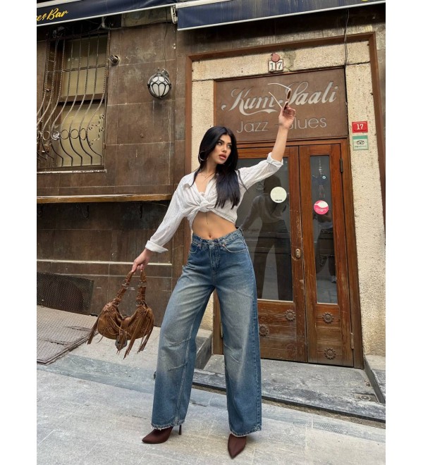 217528 BLUE JEANS JEANS