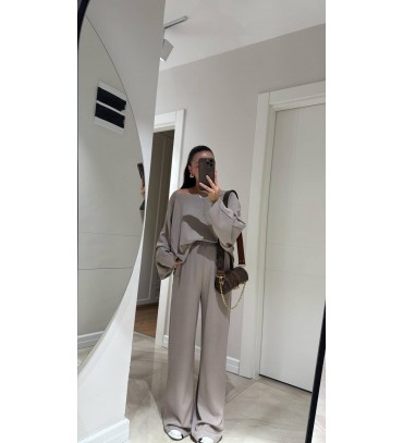 218064 GRİ TAKIM...