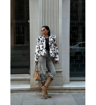 218773 EKRU MONT-KAB...