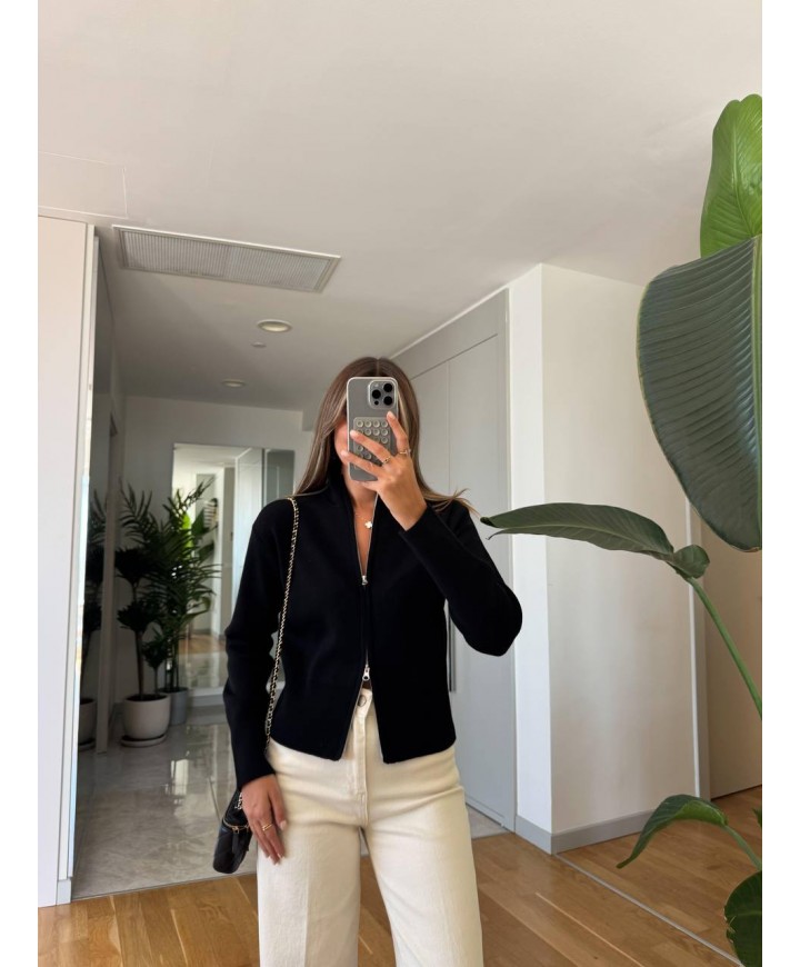 218833 SİYAH MONT-KABAN