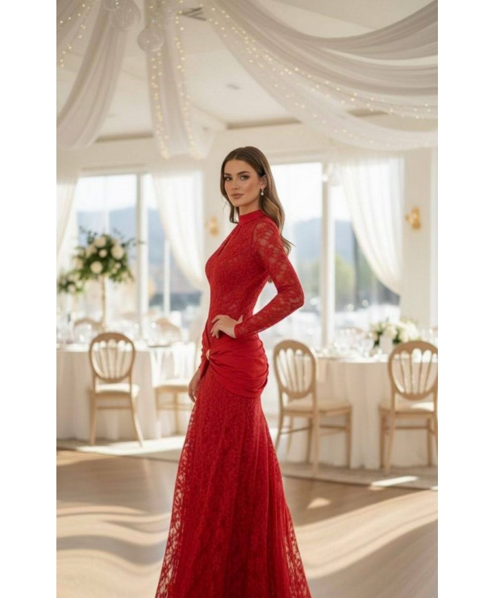 218845 KIRMIZI ELBİSE