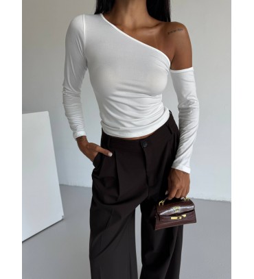 219250 BEYAZ BLUZ SA...