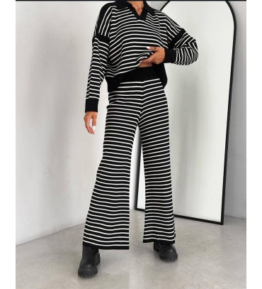 219677 SİYAH TAKIM T...