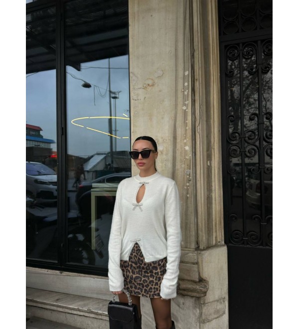 220009 Ecru BLOUSE