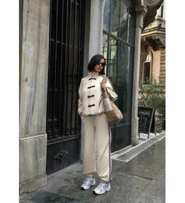 220087 RENKLİ EŞOFMA...