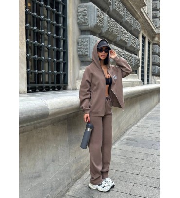 220090 RENKLİ EŞOFMA...